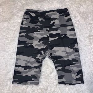 Gray Camo Biker Shorts 👽
